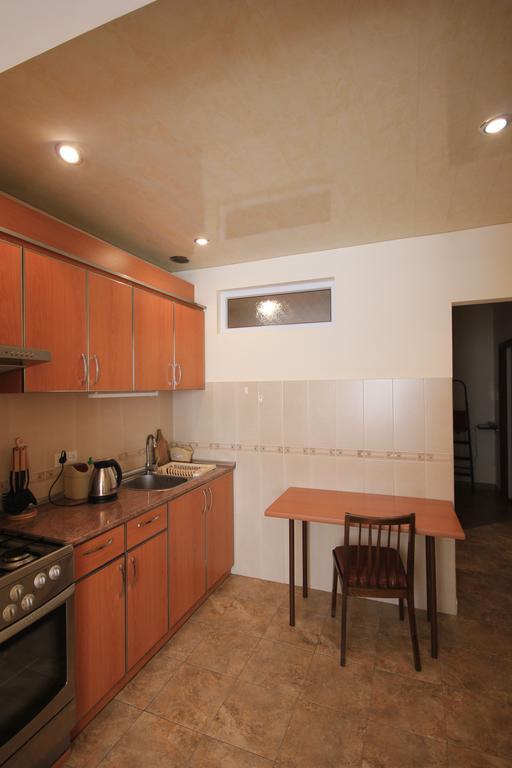 Center Hostel And Tours Ереван Экстерьер фото