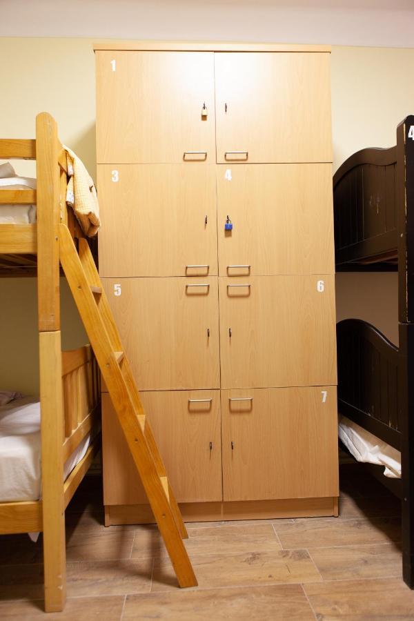 Center Hostel And Tours Ереван Экстерьер фото